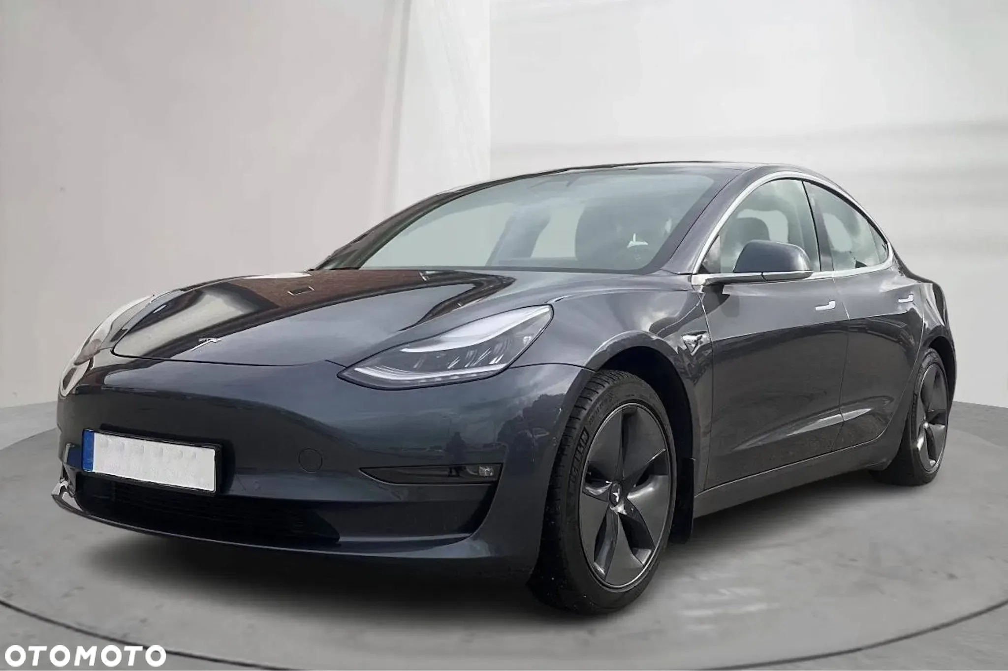 Tesla Model 3 Long range