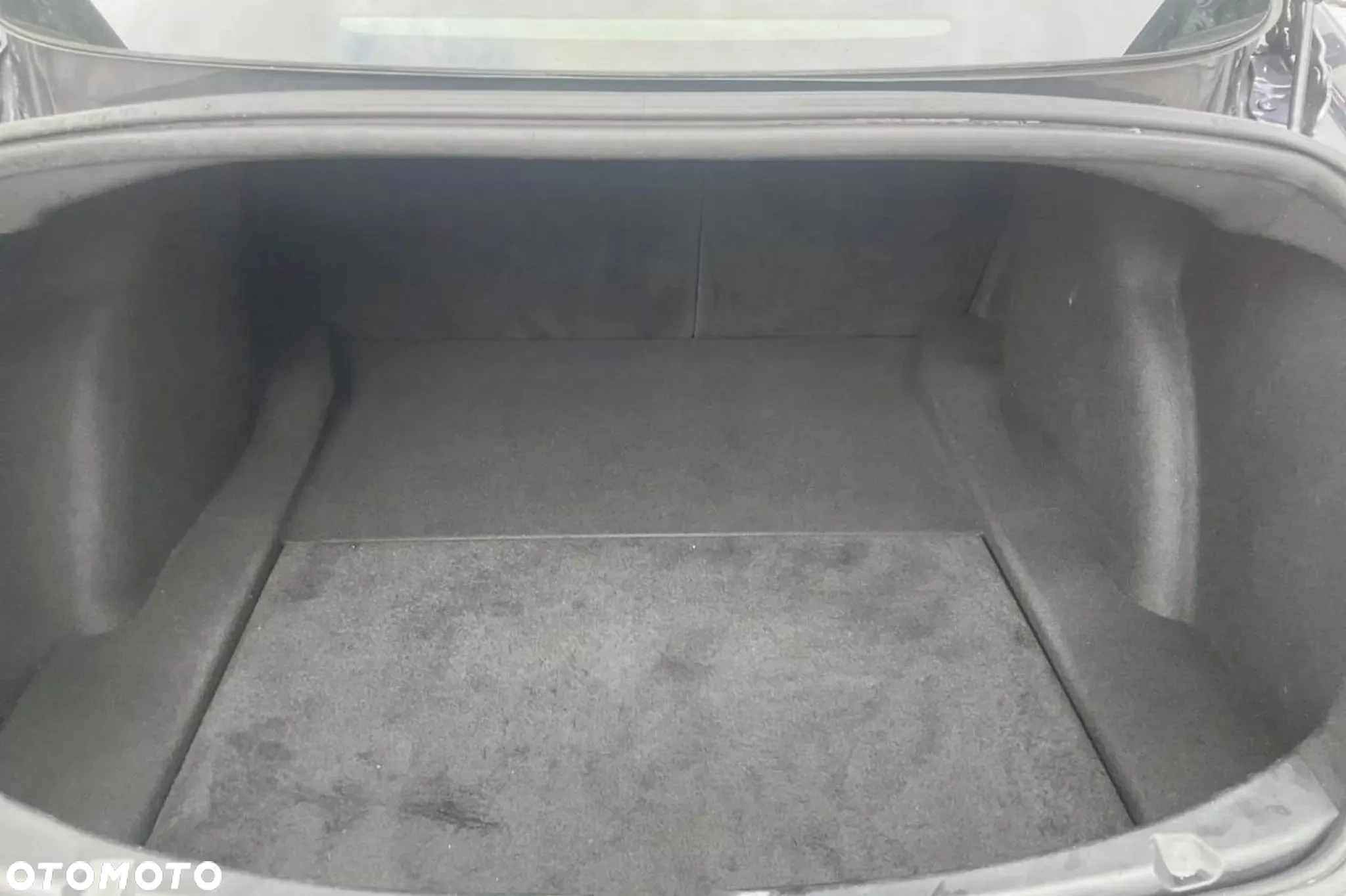 Tesla Model 3 Long range - widok 9
