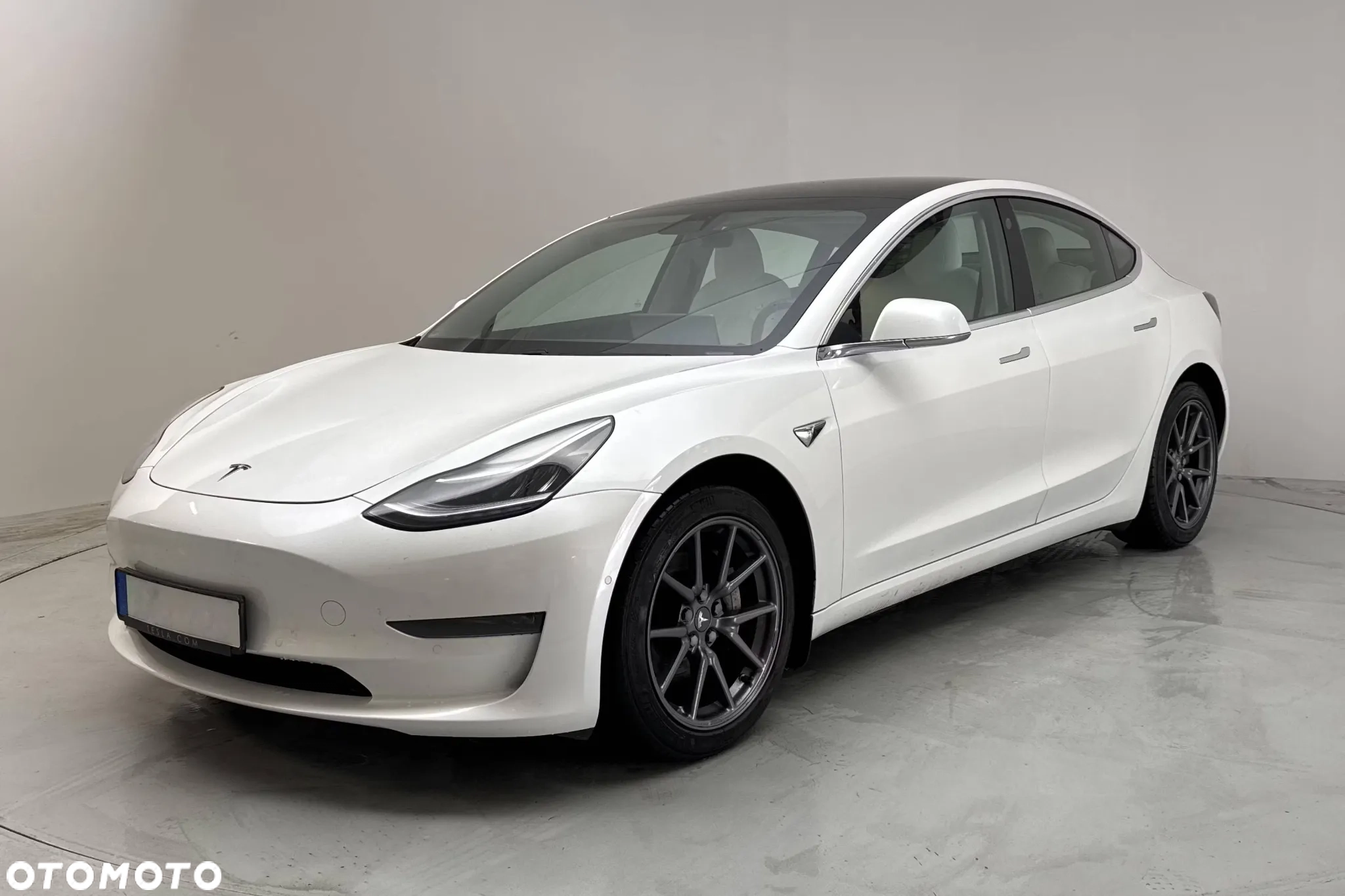 Tesla Model 3 Long range