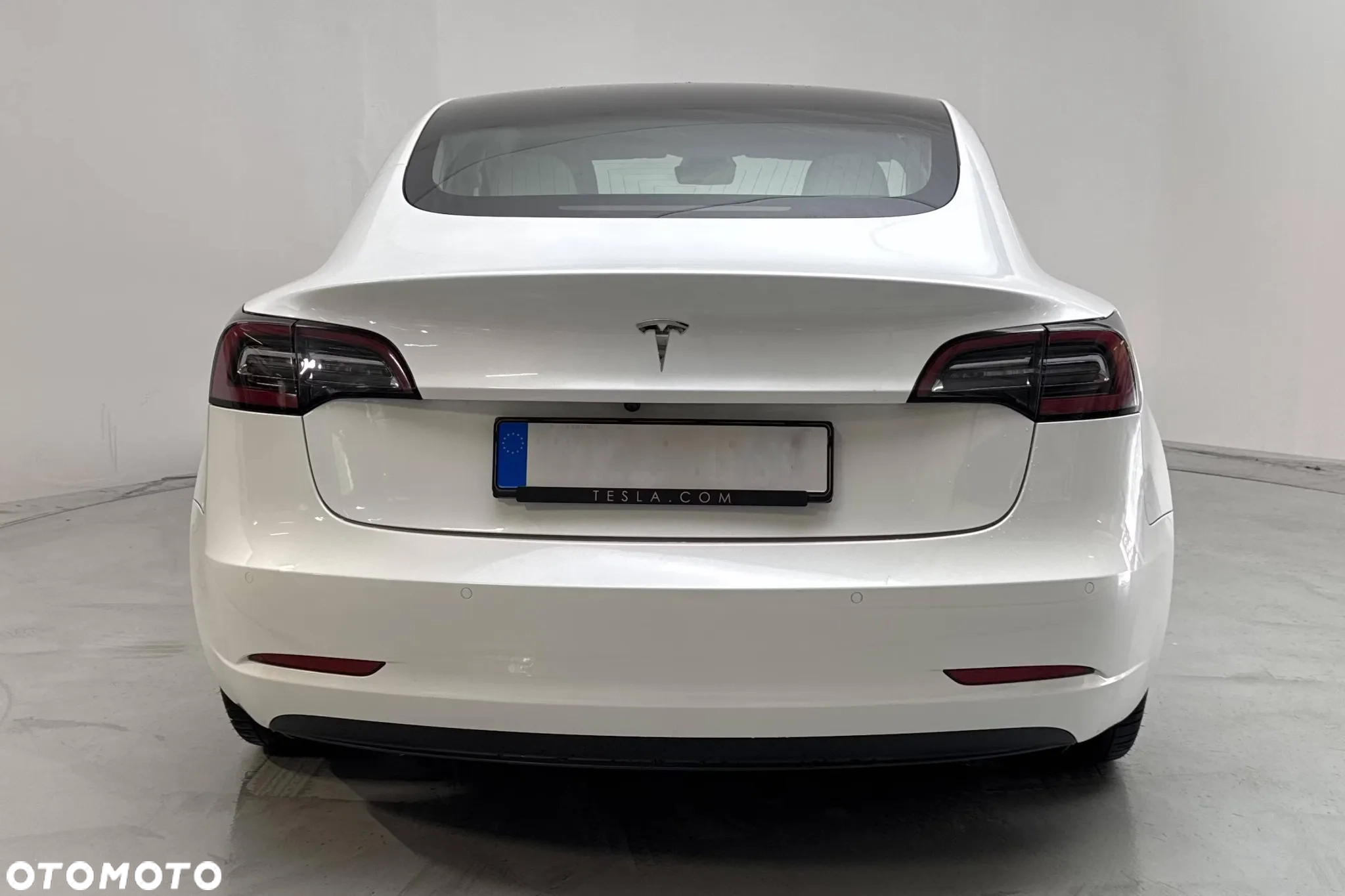 Tesla Model 3 Long range - widok 5