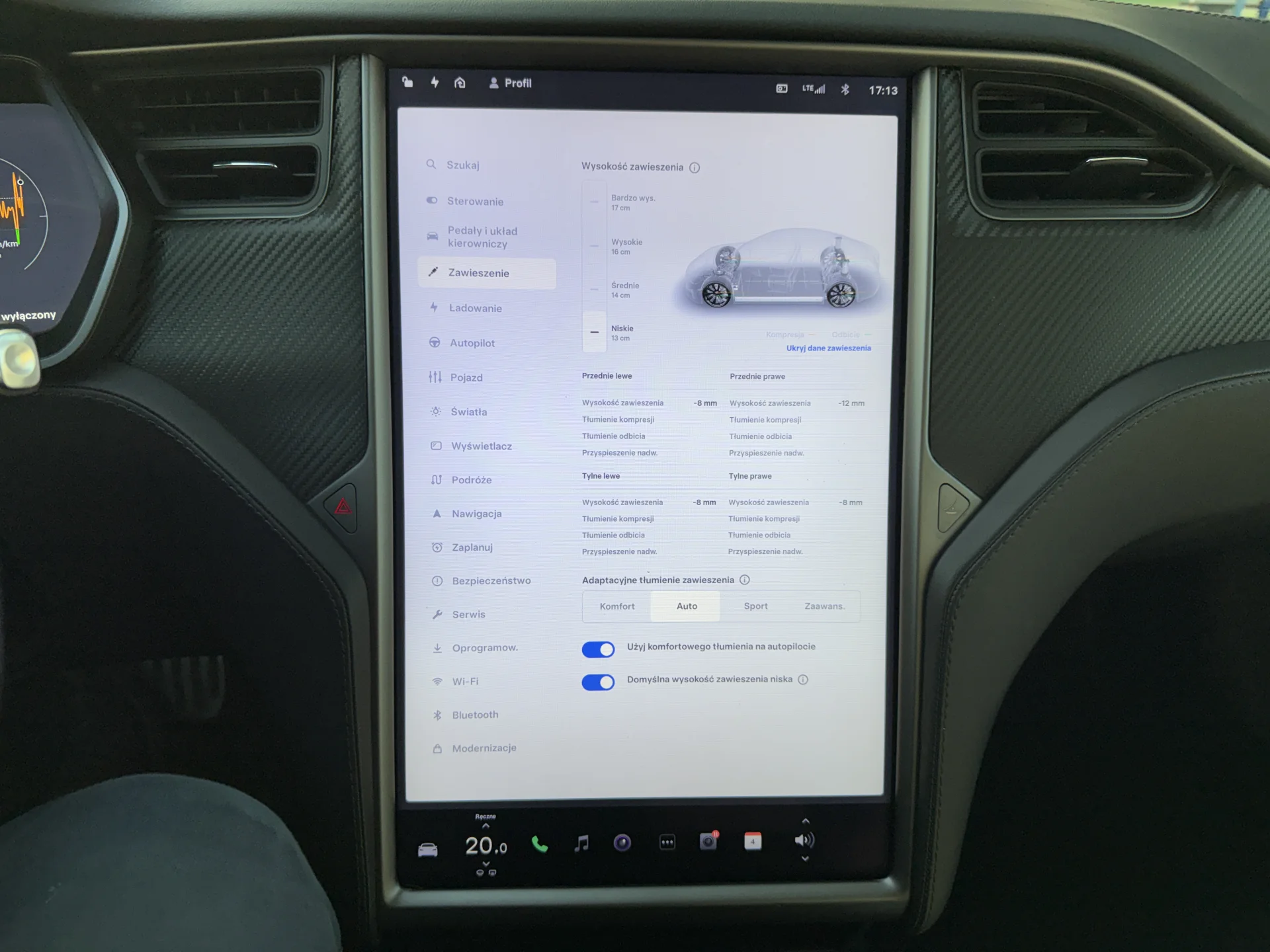 Tesla Model S Long range - widok 17