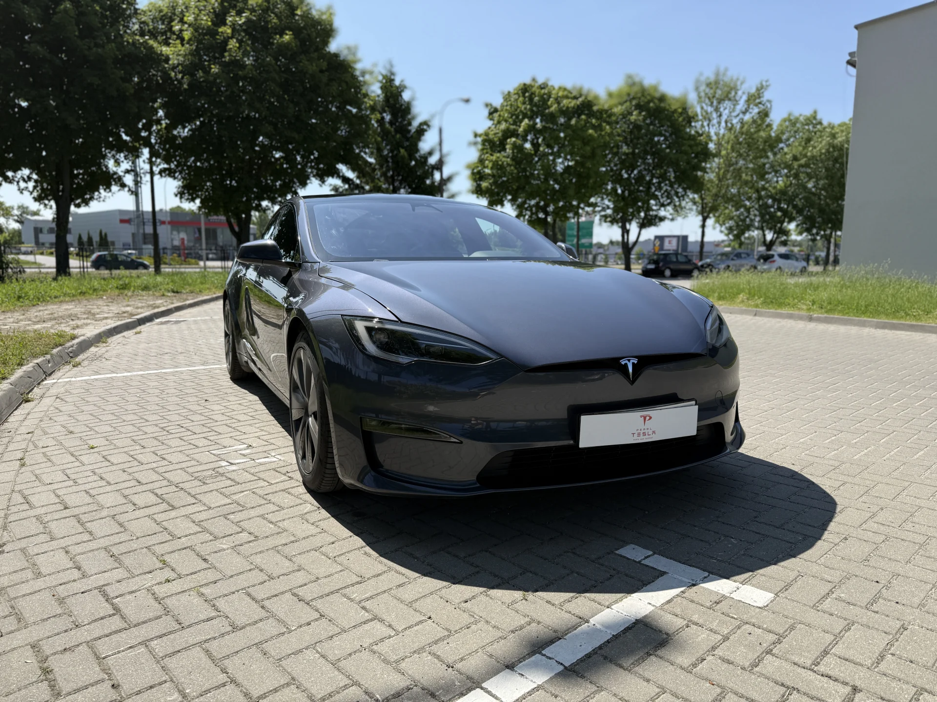 Tesla Model S Long range Tesla