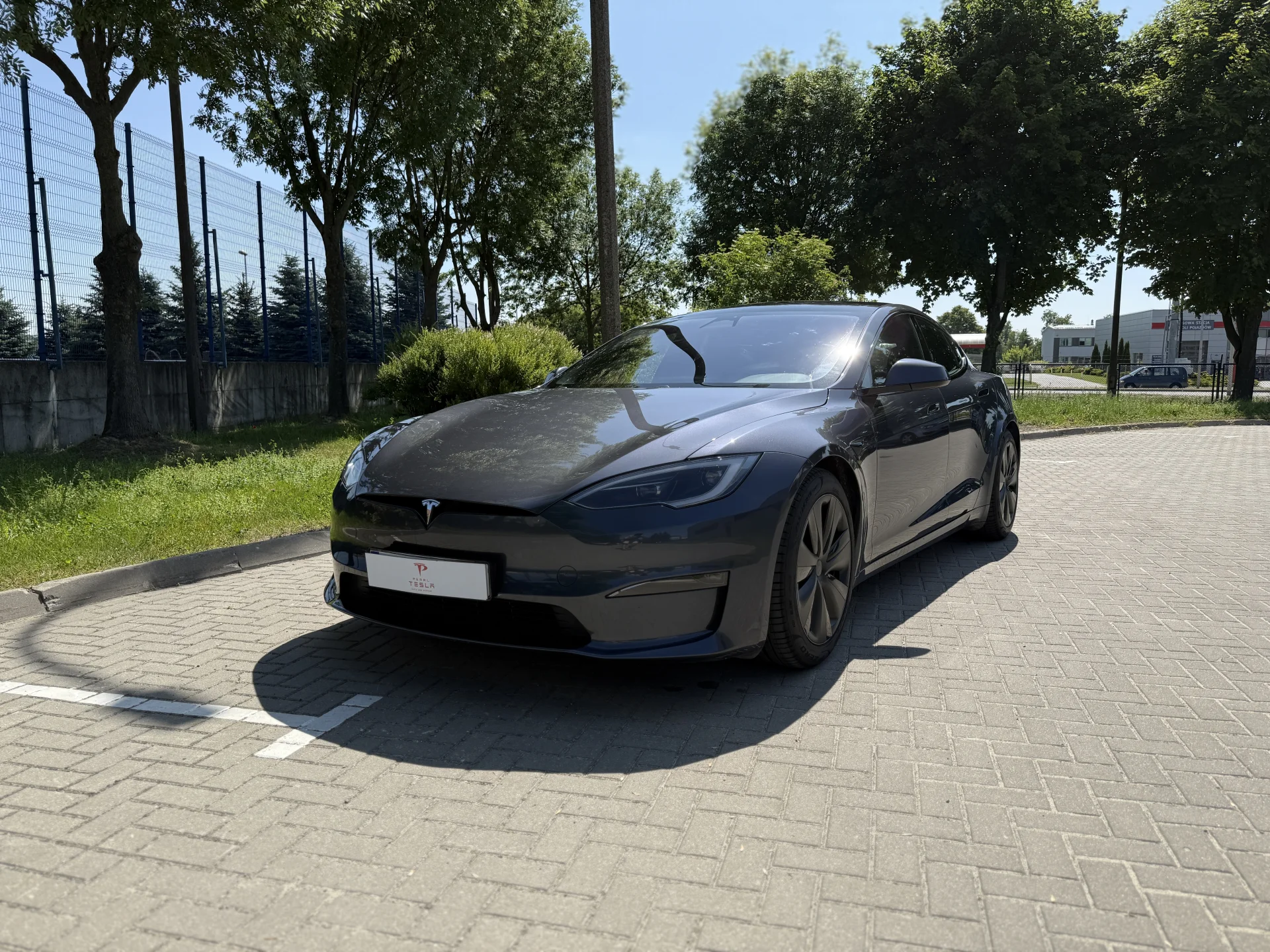 Tesla Model S Long range