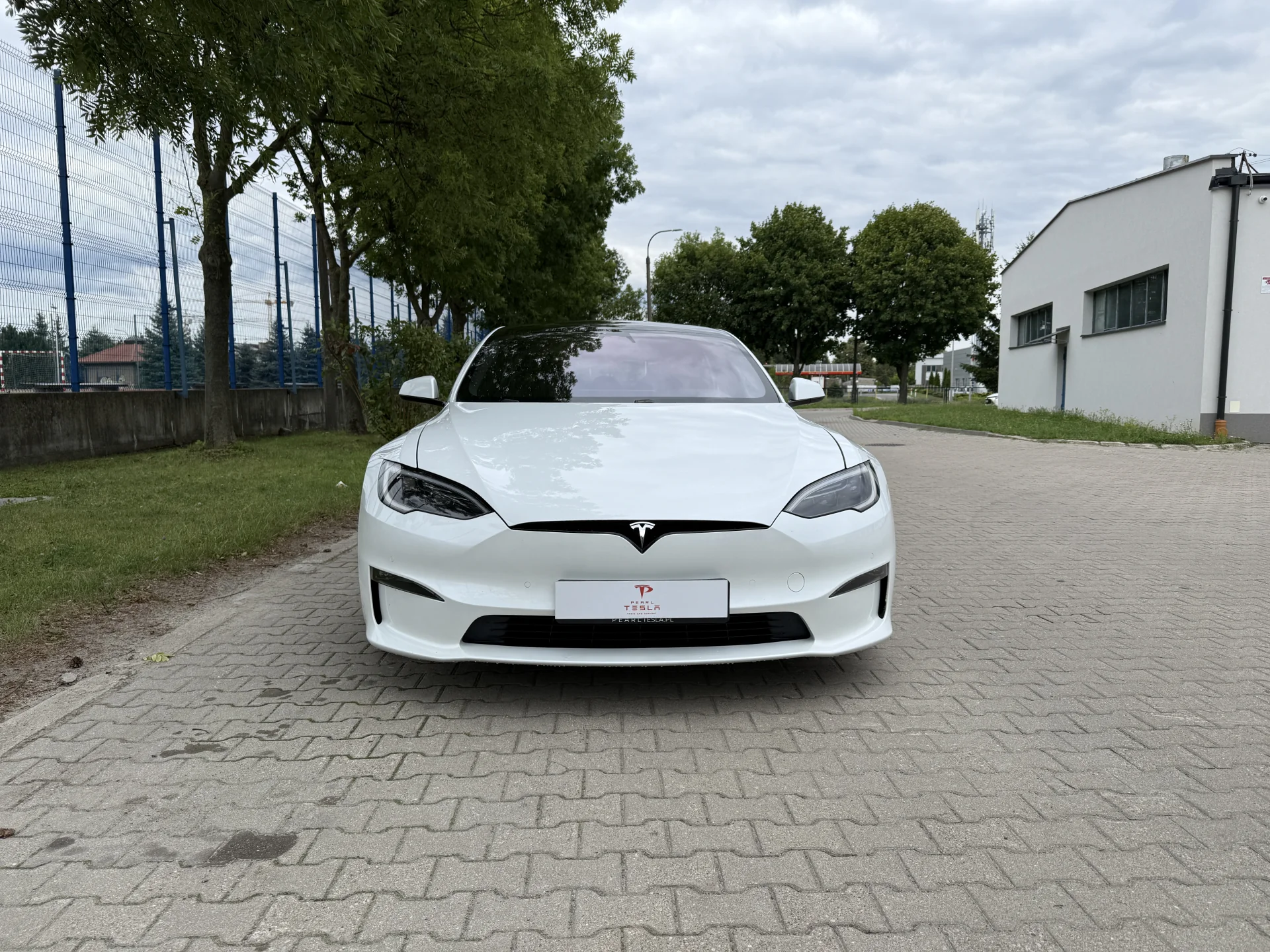 Tesla Model S Plaid - widok 2