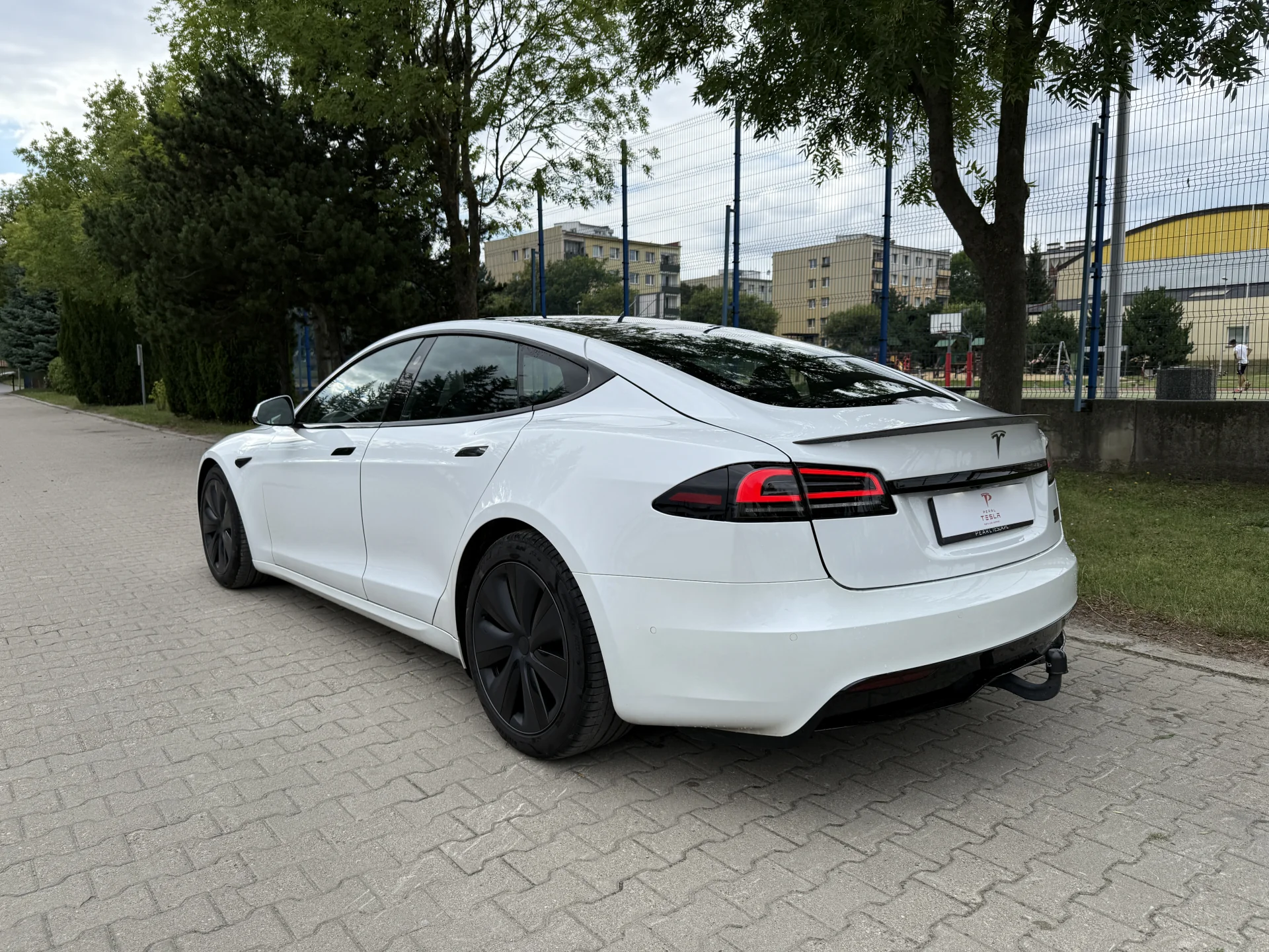 Tesla Model S Plaid - widok 5