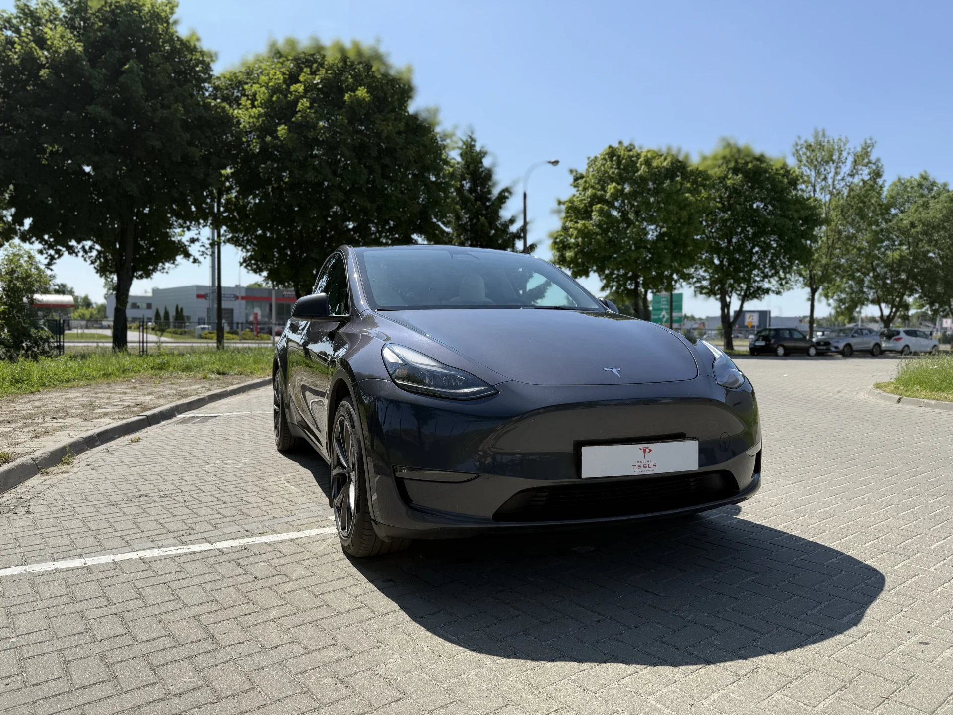 Tesla Model Y Long range Tesla