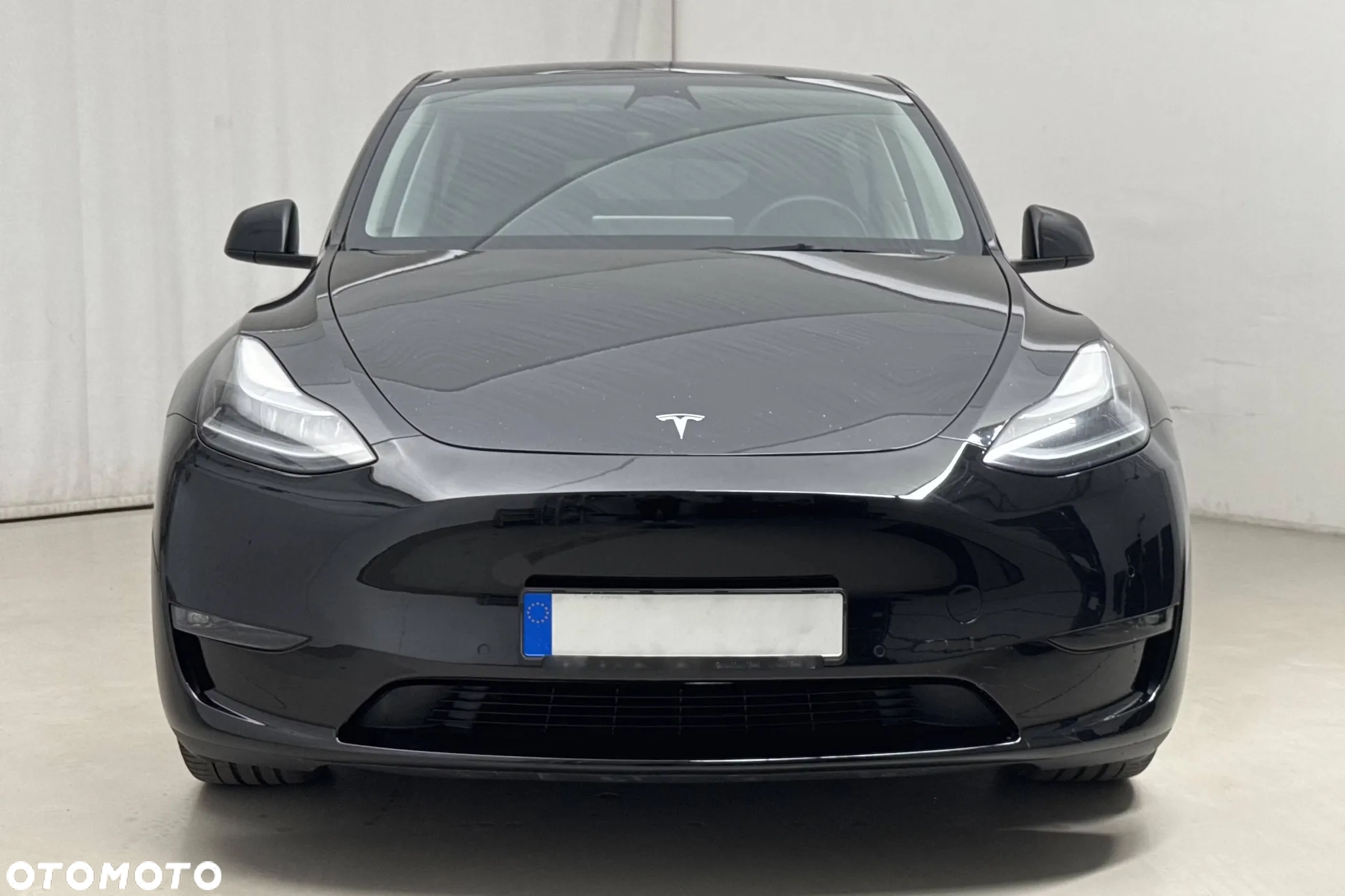 Tesla Model Y Performance - widok 2