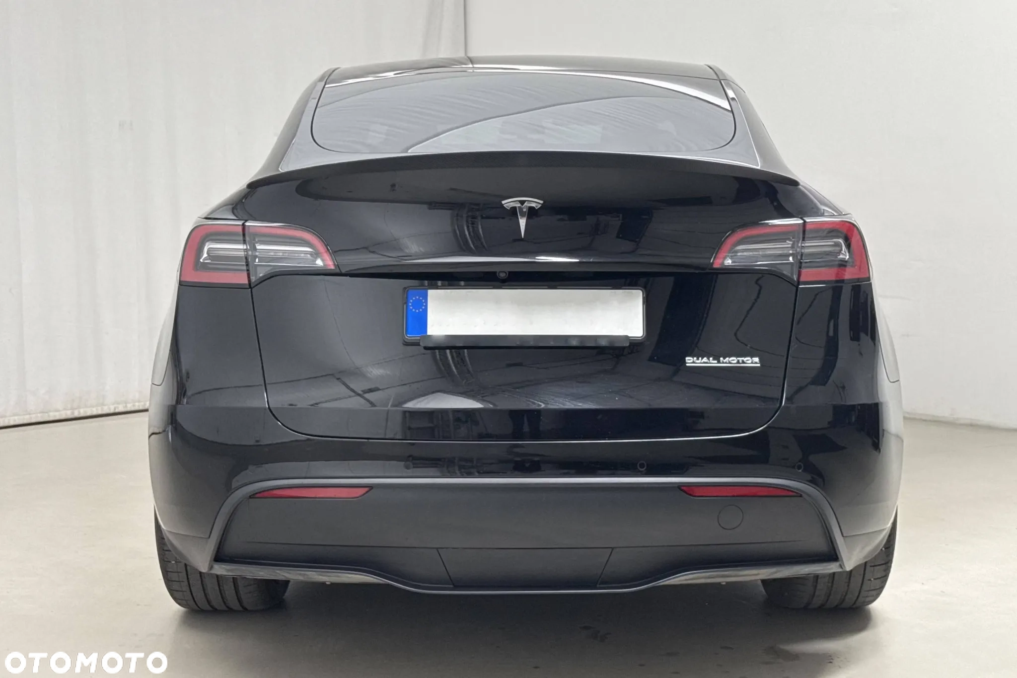 Tesla Model Y Performance - widok 5